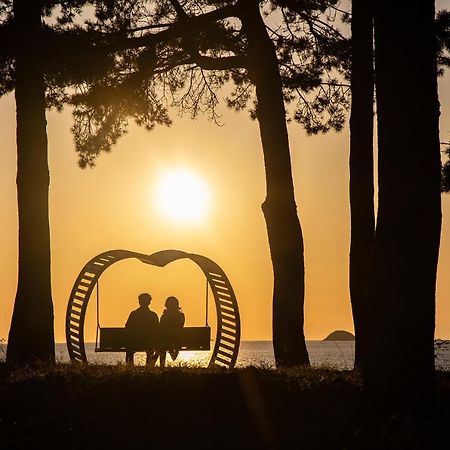 C-One Resort Jaeundo Sinan エクステリア 写真