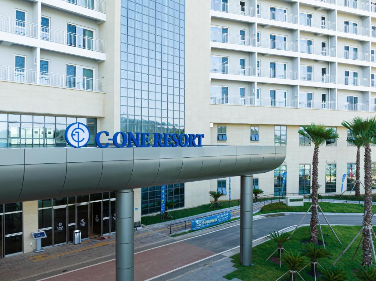 C-One Resort Jaeundo Sinan エクステリア 写真