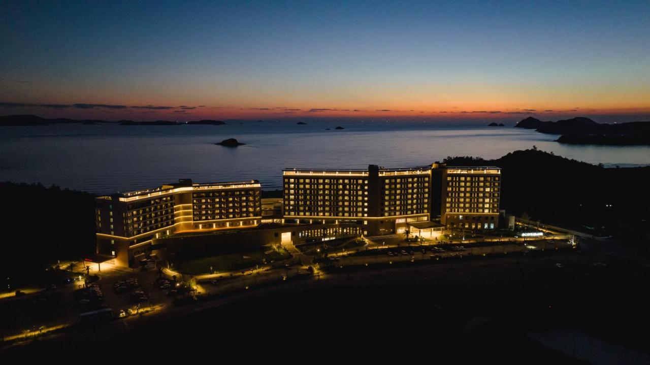 C-One Resort Jaeundo Sinan エクステリア 写真