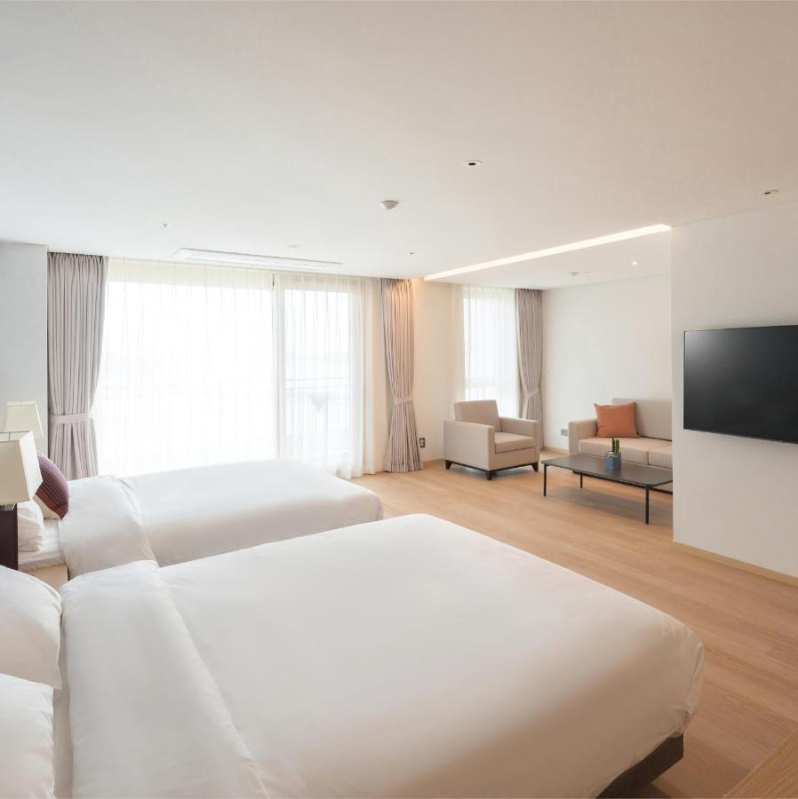 C-One Resort Jaeundo Sinan エクステリア 写真