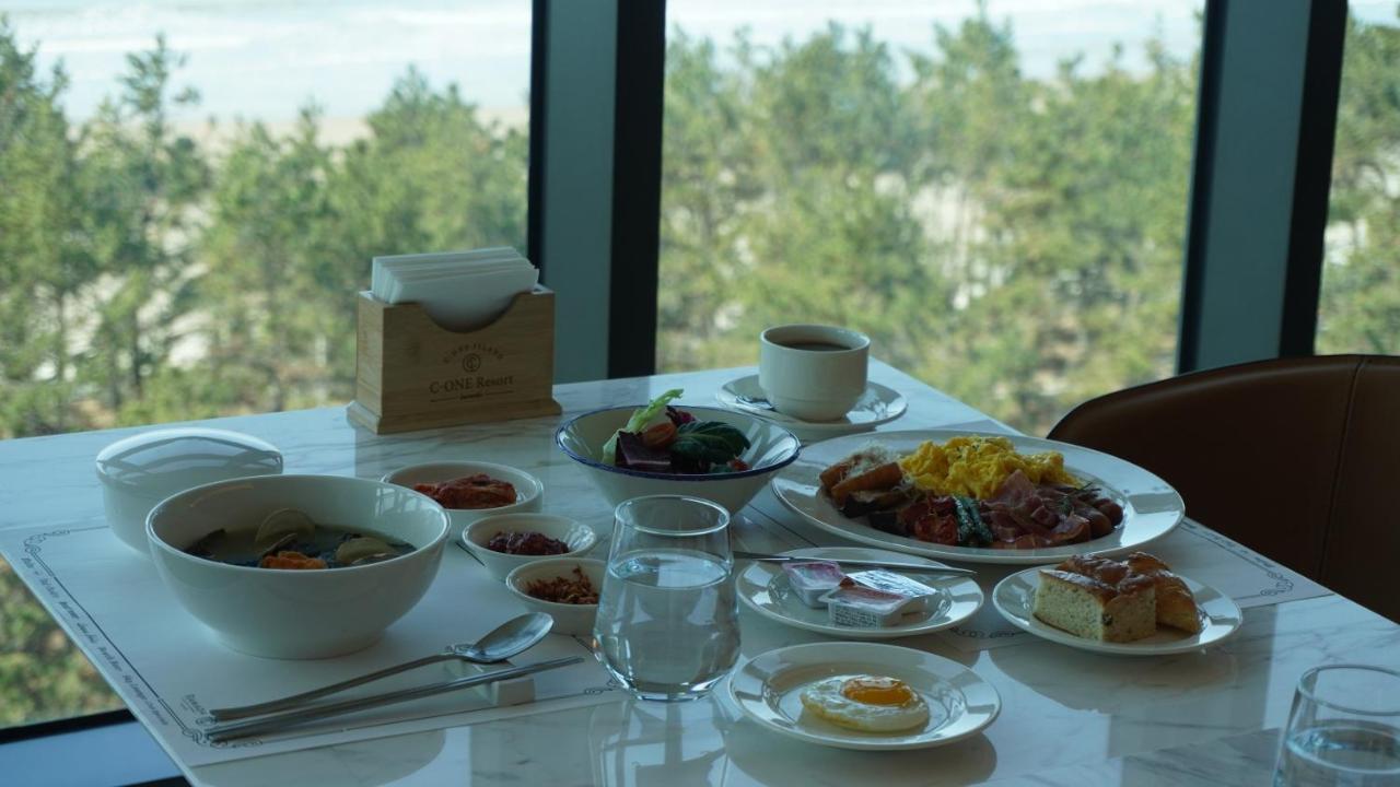 C-One Resort Jaeundo Sinan エクステリア 写真